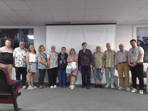 DOSTLUK GRUBU'NDAN ANLAMLI KONFERANS